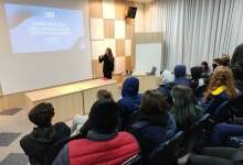 Ex-aluna do Bom Pastor palestra sobre Saúde Integral para turmas do Ensino Médio