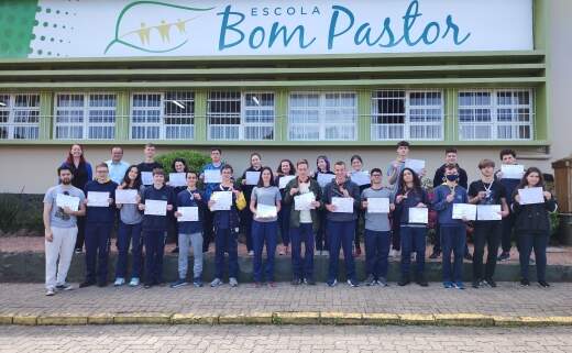 Alunos do Ensino Médio da Escola Técnica Bom Pastor conquistam 12 medalhas na Olimpíada Brasileira de Astronomia