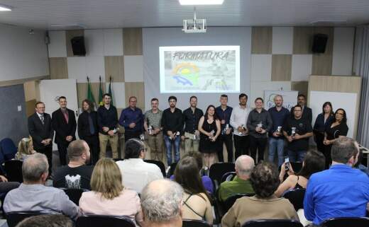 Formatura do Curso Técnico em Agrimensura foi realizada na Escola Técnica Bom Pastor