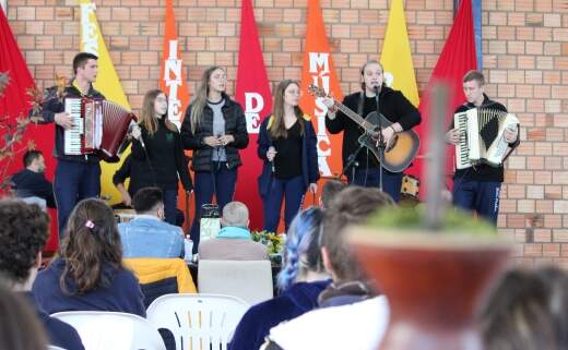 Escola Tcnica Bom Pastor realiza seu Festival de Msica Estudantil