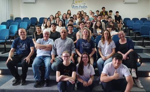 Escola Bom Pastor recebeu visita de colégio do Uruguai