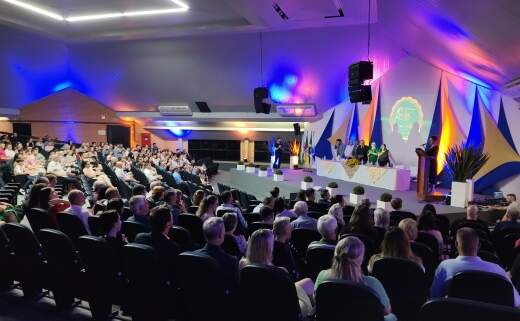 Turmas do Bompa celebraram conclusão do Ensino Médio em cerimônia no Centro de Eventos