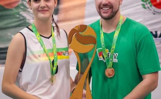 Estudante da Escola Técnica Bom Pastor é campeã brasileira de voleibol