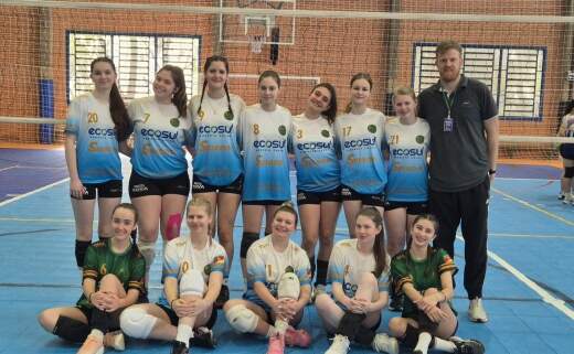 Time feminino do Bompa vence a Super Final de voleibol