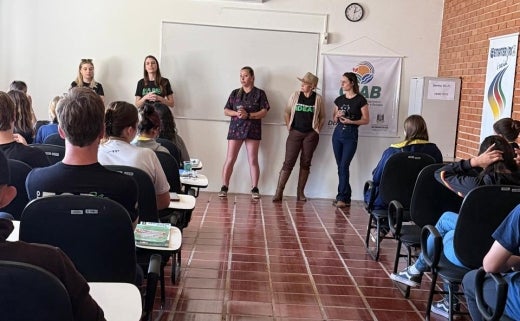 226d8e7d-7804-4da3-9922-6a50ef17e340